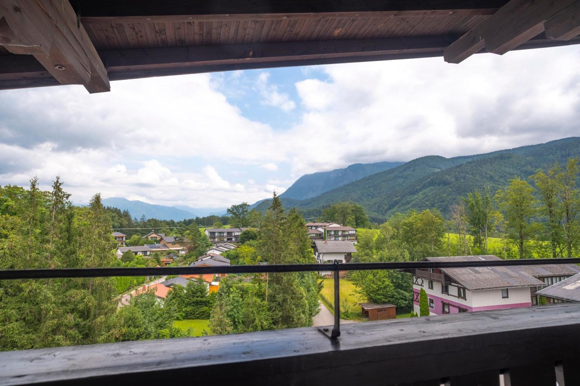 Wolfgangsee Appartements Strobl Bagian luar foto